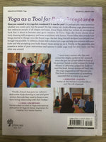 Curvy Yoga®: Love Yourself & Your Body a Little More Each Day by Anna Guest-Jelley [Paperback, Union Square & Co., ©2017]